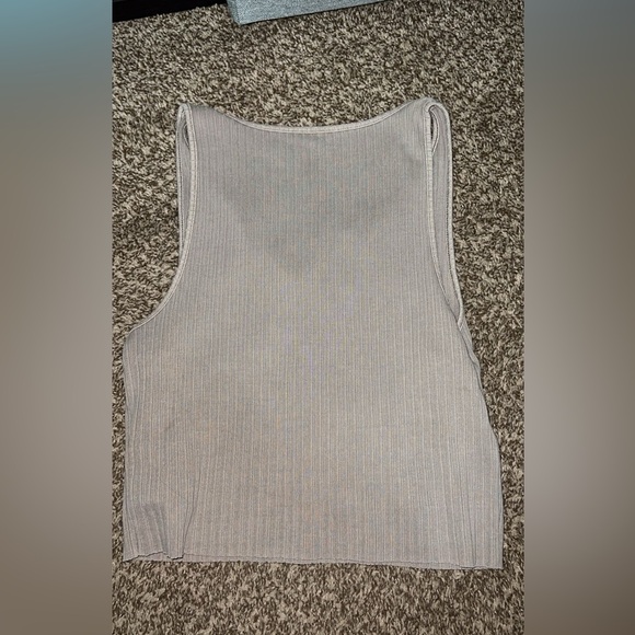 AE tank top - Picture 3 of 5